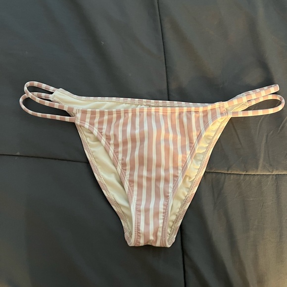 O'Neill Other - NWT O’Neill Swim Bikini Bottom